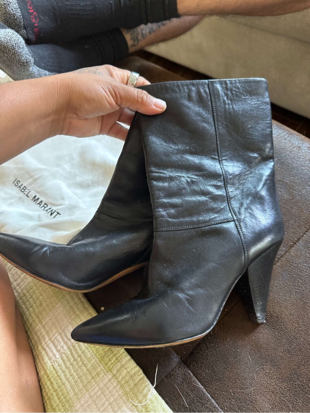 Isabel Marant Black Pointed-Toe Mid-Calf Leather Boots - Picture 3 of 5